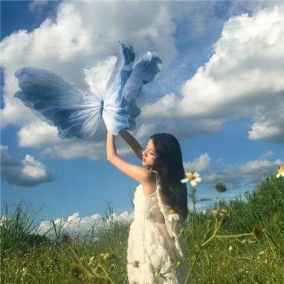 怪异少女神隐